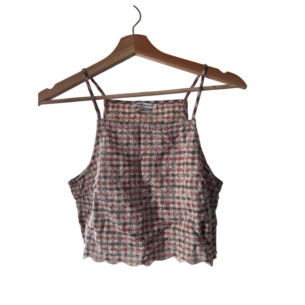 American Eagle Scallop Crop Top Size Medium